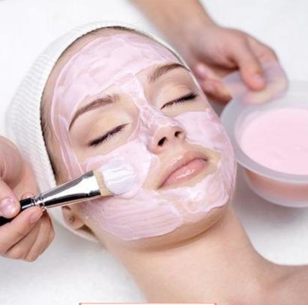 ADHRI BEAUTY PARLOUR NARIKKUNI