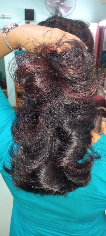 ADHRI BEAUTY PARLOUR NARIKKUNI